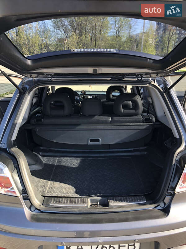 Позашляховик / Кросовер Mitsubishi Outlander 2006 в Ірпені