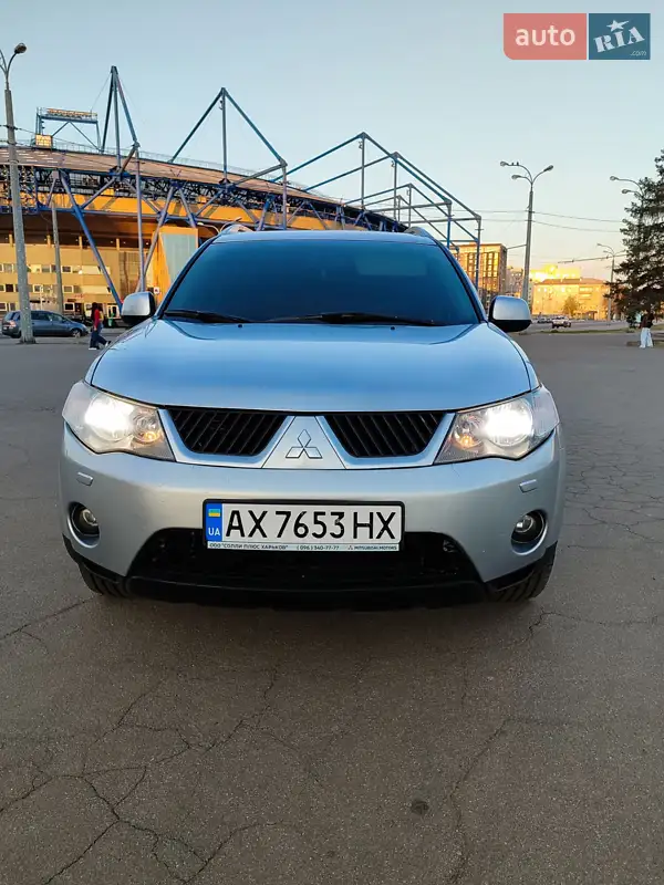 Mitsubishi Outlander 2007 VIN JMBXLCW6W7Z009887 фото оголошення 2 з 59