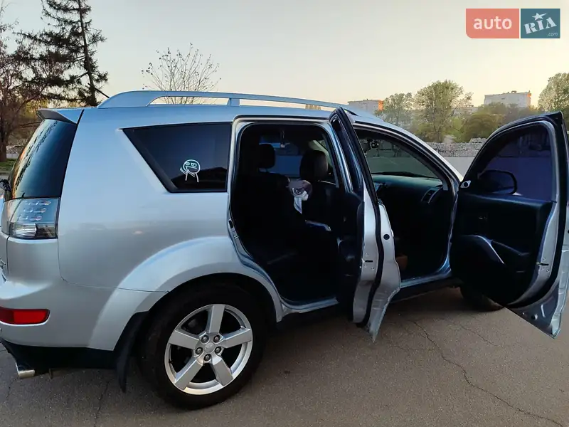 Mitsubishi Outlander 2007 VIN JMBXLCW6W7Z009887 фото оголошення 15 з 59