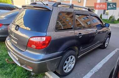 Внедорожник / Кроссовер Mitsubishi Outlander 2008 в 
