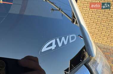 Внедорожник / Кроссовер Mitsubishi Outlander 2012 в 