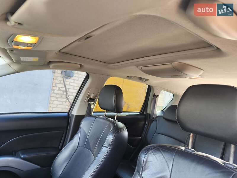Позашляховик / Кросовер Mitsubishi Outlander 2009 в Кривому Розі