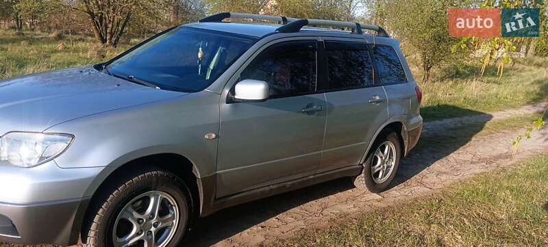 Внедорожник / Кроссовер Mitsubishi Outlander 2006 в Жмеринке фото 2 Внедорожник / Кроссовер Mitsubishi Outlander 2006 в Жмеринке
