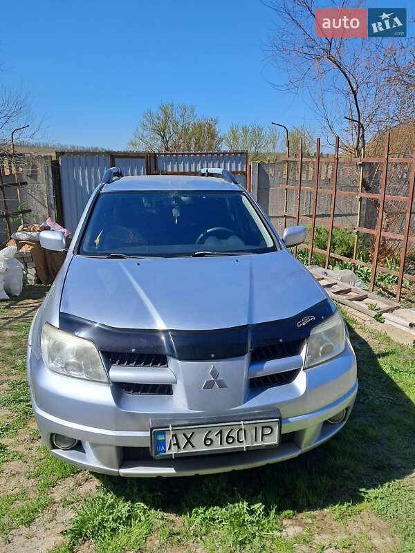 Mitsubishi Outlander 2008