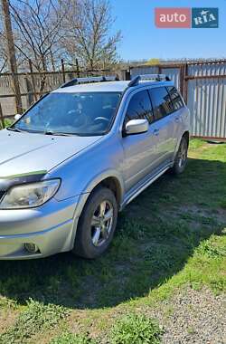 Позашляховик / Кросовер Mitsubishi Outlander 2008 в 