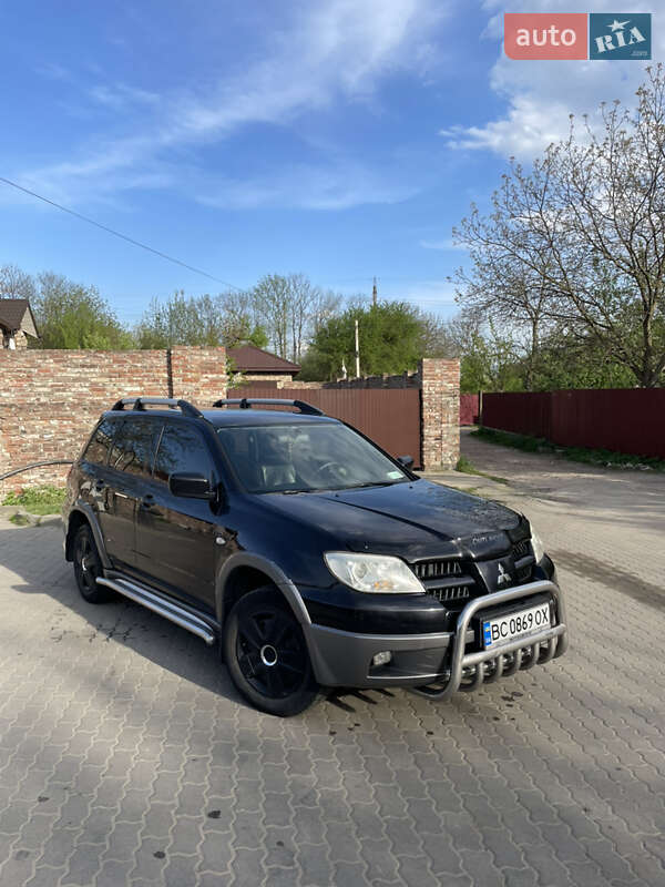 Внедорожник / Кроссовер Mitsubishi Outlander 2006 в Львове