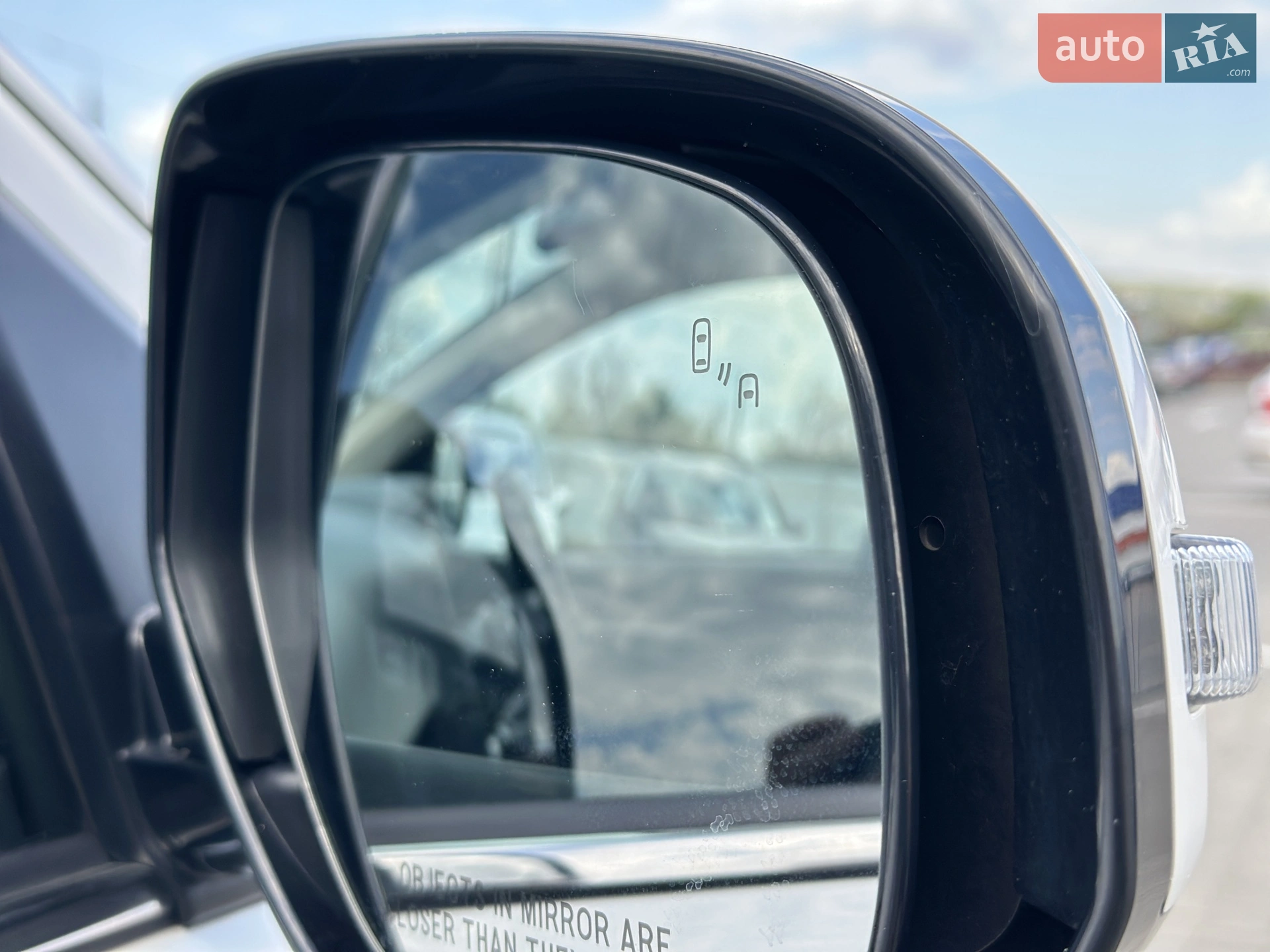 2021 Mitsubishi Outlander - мініатюра 11