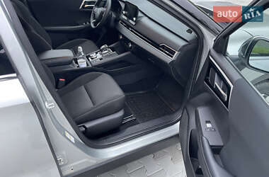 Позашляховик / Кросовер Mitsubishi Outlander 2022 в 