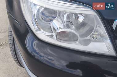 Внедорожник / Кроссовер Mitsubishi Outlander 2005 в 