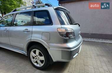 Позашляховик / Кросовер Mitsubishi Outlander 2007 в 