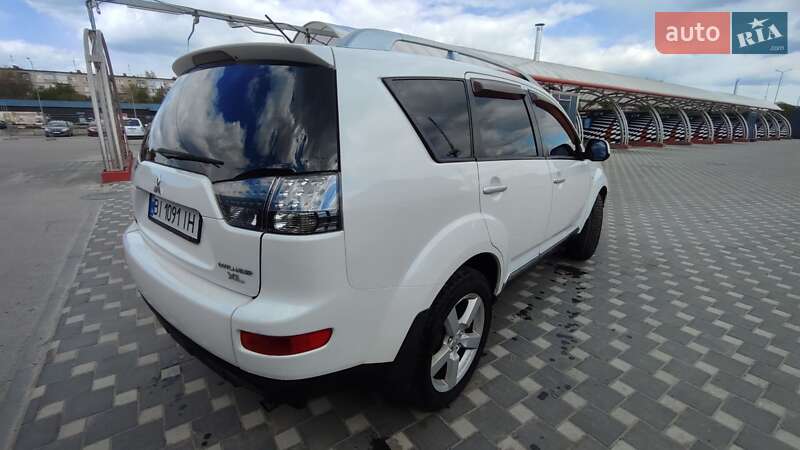 Внедорожник / Кроссовер Mitsubishi Outlander 2008 в Полтаве