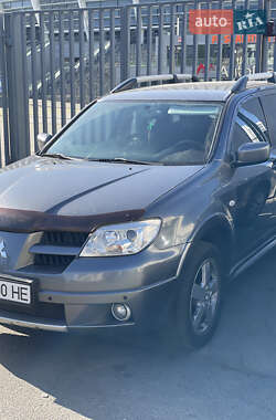 Внедорожник / Кроссовер Mitsubishi Outlander 2007 в 