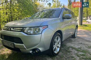 Внедорожник / Кроссовер Mitsubishi Outlander 2013 в Виннице