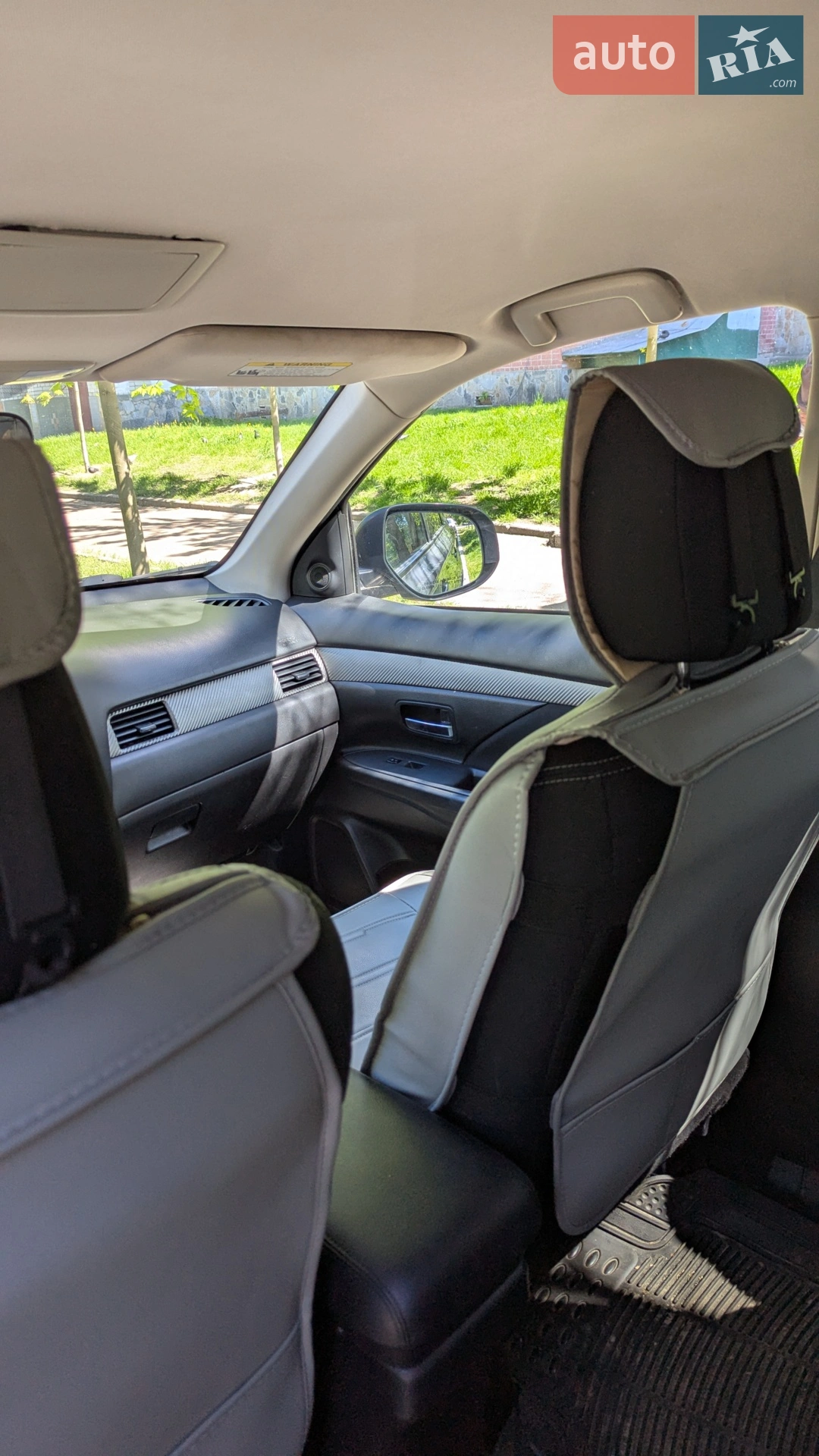 2018 Mitsubishi Outlander - мініатюра 13