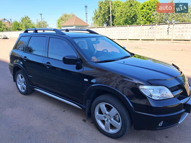 Внедорожник / Кроссовер Mitsubishi Outlander 2007 в Борисполе