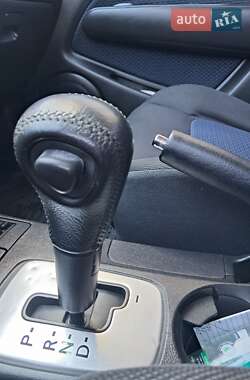 Внедорожник / Кроссовер Mitsubishi Outlander 2007 в 