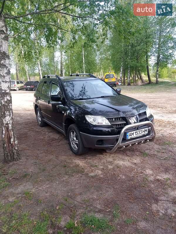 Mitsubishi Outlander 2005