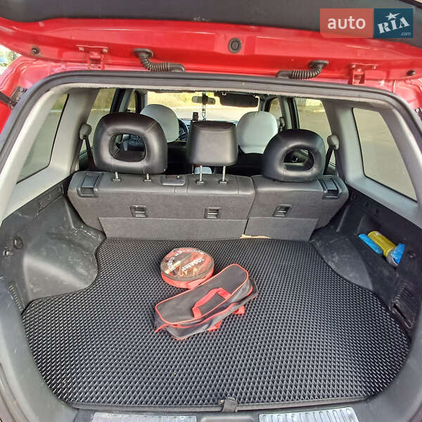 Внедорожник / Кроссовер Mitsubishi Outlander 2006 в Чернигове