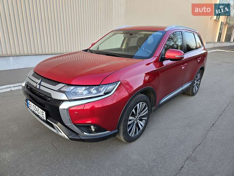 Mitsubishi Outlander 2022