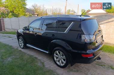 Позашляховик / Кросовер Mitsubishi Outlander 2010 в 