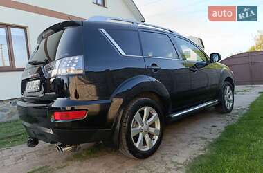 Позашляховик / Кросовер Mitsubishi Outlander 2010 в 