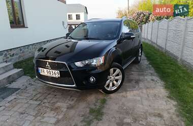 Позашляховик / Кросовер Mitsubishi Outlander 2010 в 