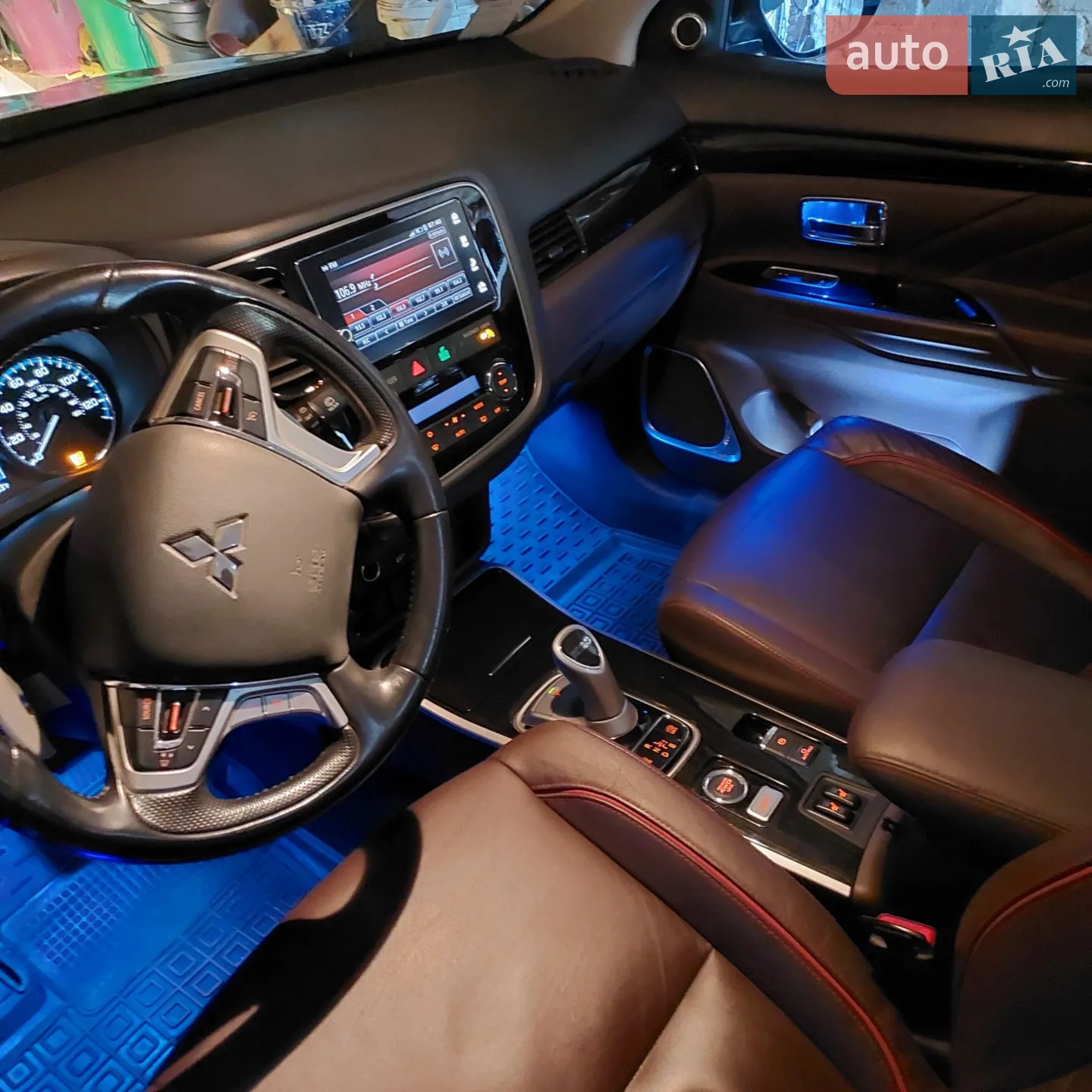 2017 Mitsubishi Outlander - мініатюра 25