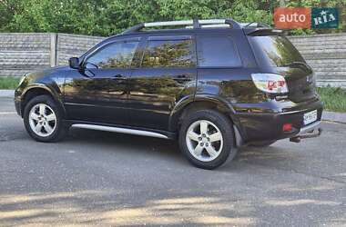 Позашляховик / Кросовер Mitsubishi Outlander 2007 в 