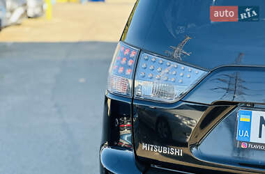 Внедорожник / Кроссовер Mitsubishi Outlander 2007 в 