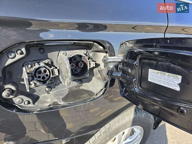 Позашляховик / Кросовер Mitsubishi Outlander 2014 в Києві фото 10 Позашляховик / Кросовер Mitsubishi Outlander 2014 в Києві