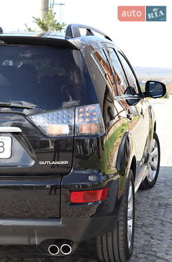 Позашляховик / Кросовер Mitsubishi Outlander 2010 в 