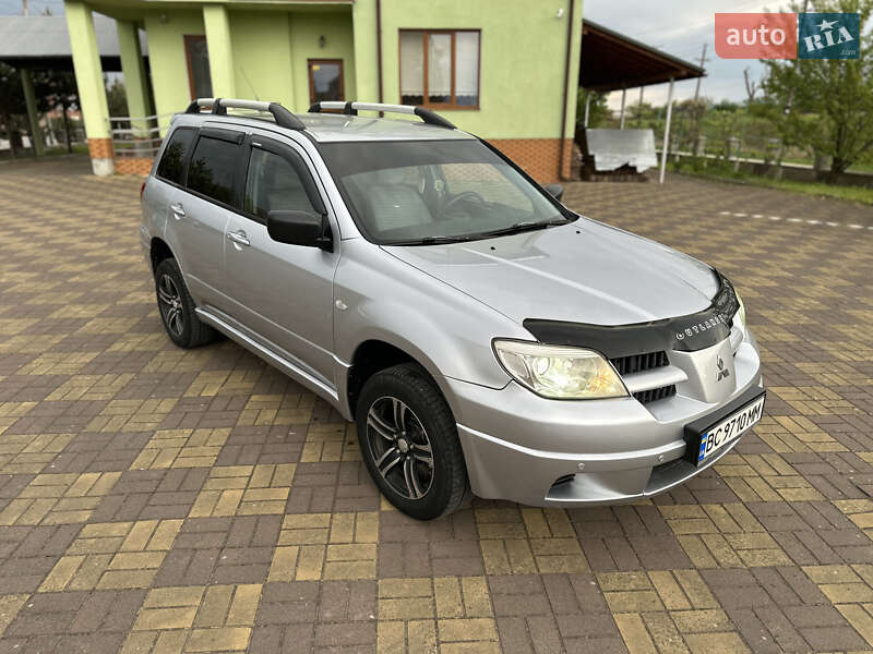 Позашляховик / Кросовер Mitsubishi Outlander 2008 в 