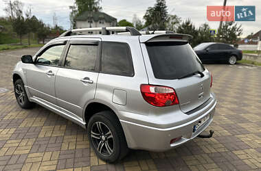 Позашляховик / Кросовер Mitsubishi Outlander 2008 в 