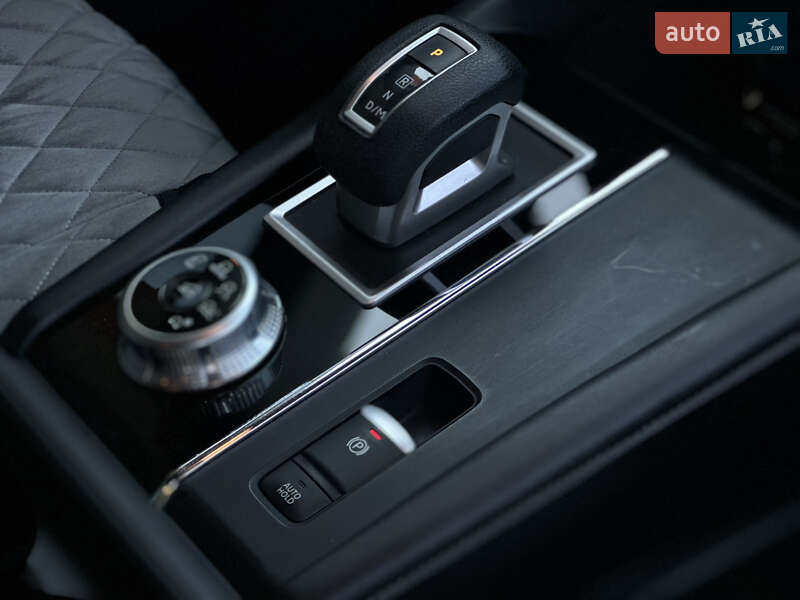 Внедорожник / Кроссовер Mitsubishi Outlander 2021 в Черноморске