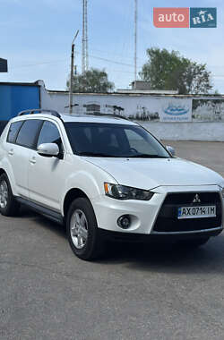 Позашляховик / Кросовер Mitsubishi Outlander 2011 в Харкові