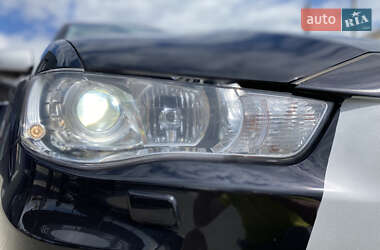 Внедорожник / Кроссовер Mitsubishi Outlander 2011 в 