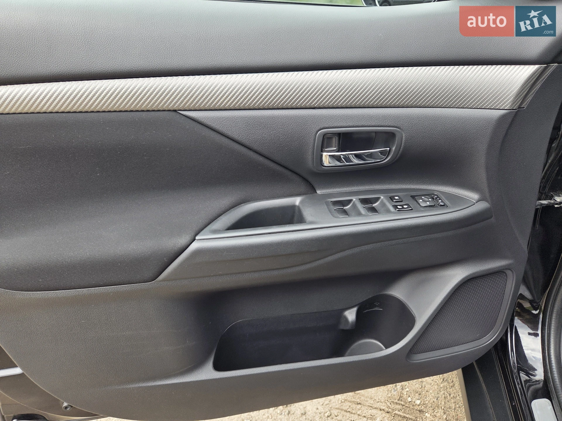 2013 Mitsubishi Outlander - мініатюра 22