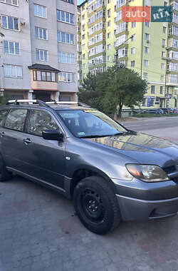 Внедорожник / Кроссовер Mitsubishi Outlander 2003 в Ивано-Франковске