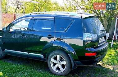 Внедорожник / Кроссовер Mitsubishi Outlander 2007 в 