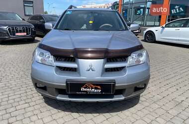 Внедорожник / Кроссовер Mitsubishi Outlander 2006 в 