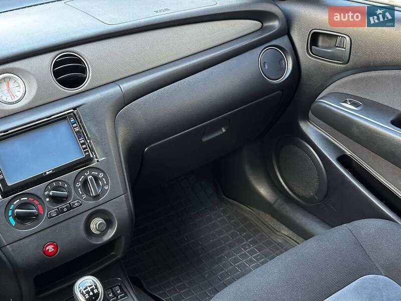 Позашляховик / Кросовер Mitsubishi Outlander 2008 в Одесі