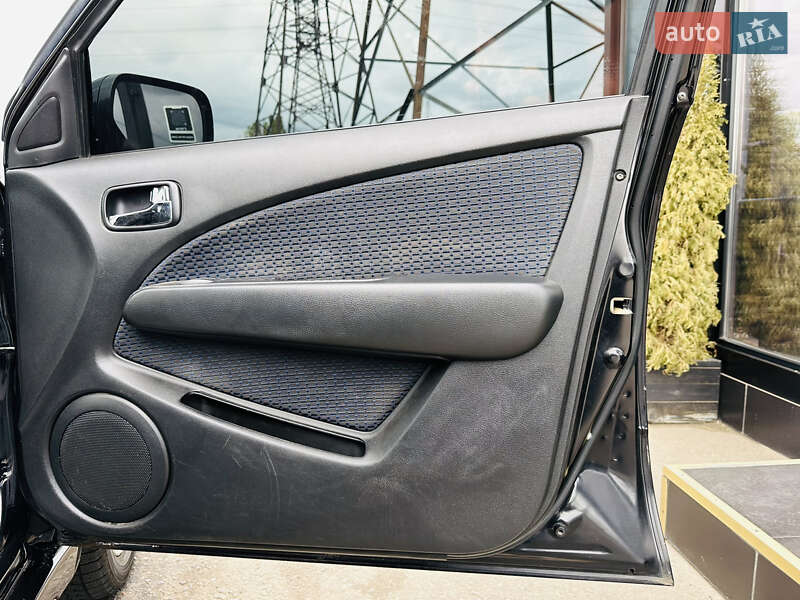 Внедорожник / Кроссовер Mitsubishi Outlander 2008 в Харькове