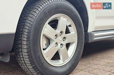 Внедорожник / Кроссовер Mitsubishi Outlander 2011 в 