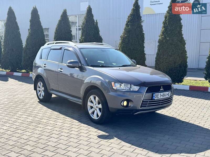 Mitsubishi Outlander 2010