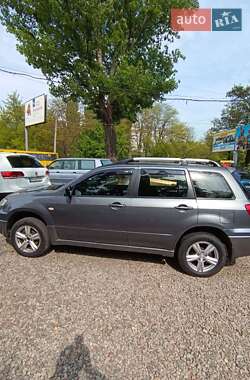 Внедорожник / Кроссовер Mitsubishi Outlander 2008 в 