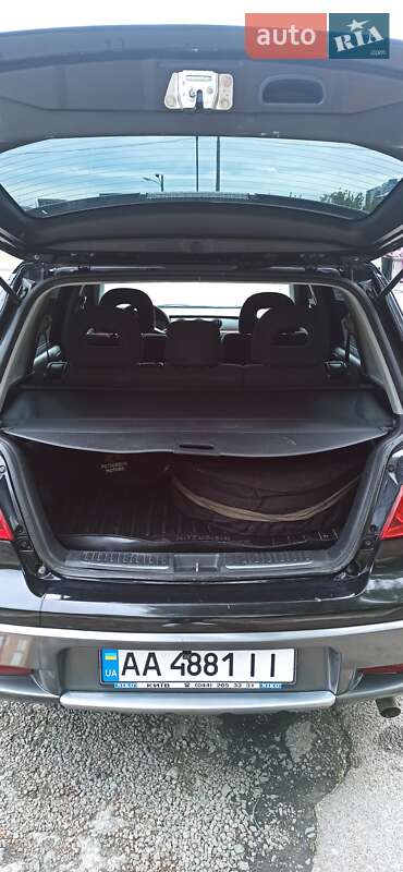 Позашляховик / Кросовер Mitsubishi Outlander 2008 в Києві