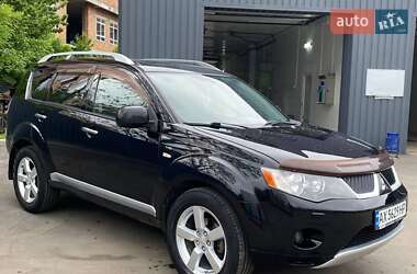Позашляховик / Кросовер Mitsubishi Outlander 2007 в 