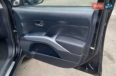 Позашляховик / Кросовер Mitsubishi Outlander 2007 в 