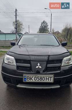 Позашляховик / Кросовер Mitsubishi Outlander 2007 в 