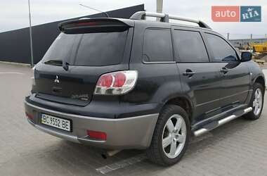 Позашляховик / Кросовер Mitsubishi Outlander 2003 в 